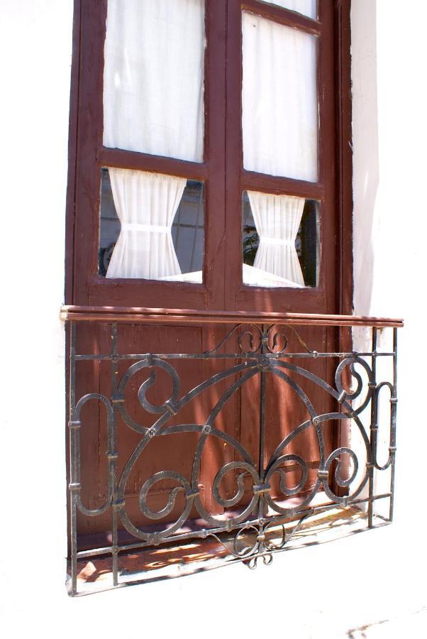 Estudio Taller De Tejas Colonia B&B كولونيا ديل ساكرامينتو المظهر الخارجي الصورة